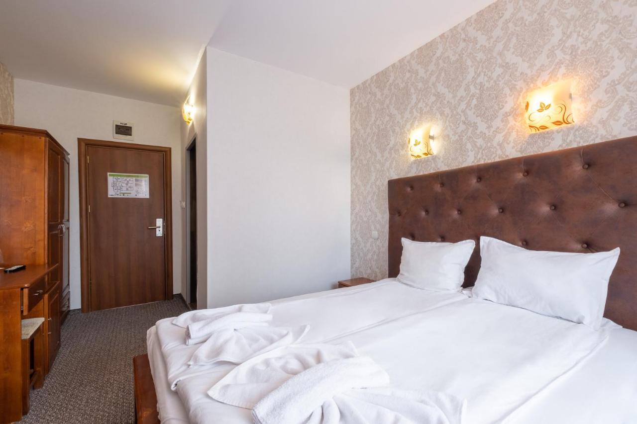 Complex Katalina Hotel Tsigov Chark Bagian luar foto