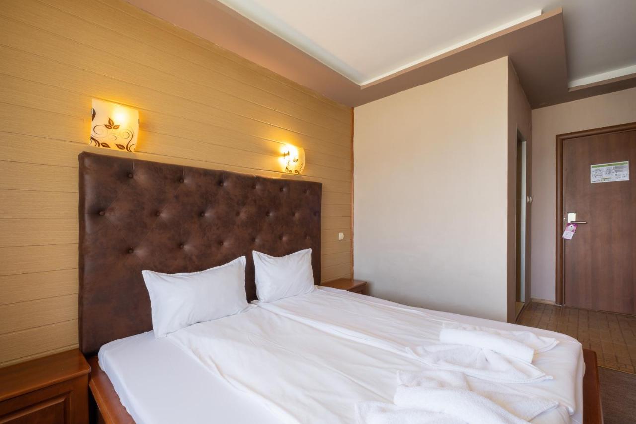 Complex Katalina Hotel Tsigov Chark Bagian luar foto