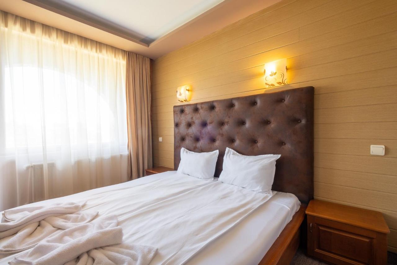 Complex Katalina Hotel Tsigov Chark Bagian luar foto