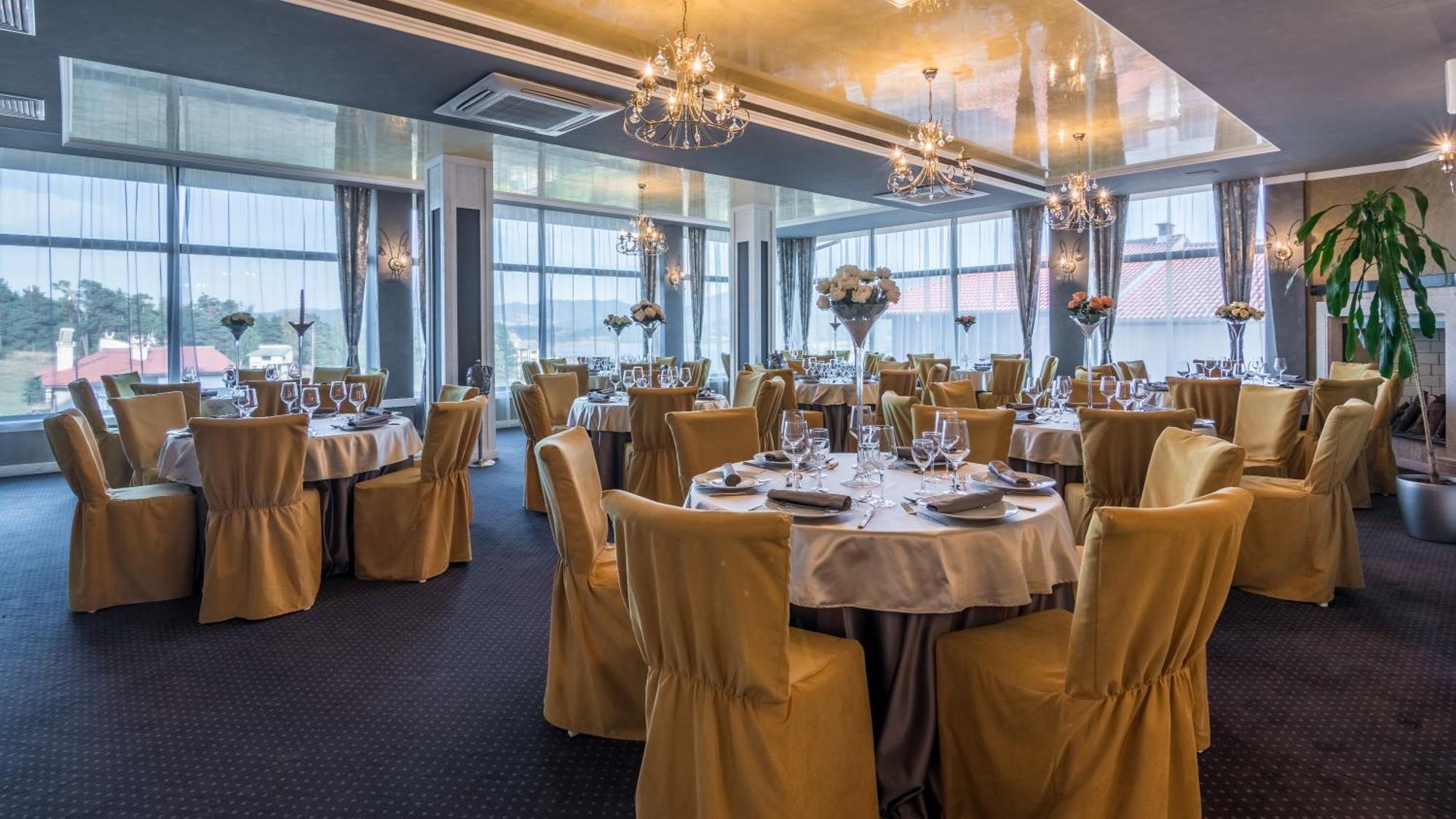 Complex Katalina Hotel Tsigov Chark Bagian luar foto