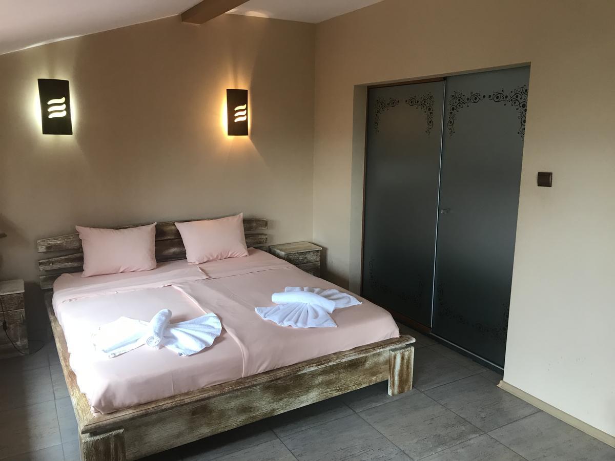 Complex Katalina Hotel Tsigov Chark Bagian luar foto