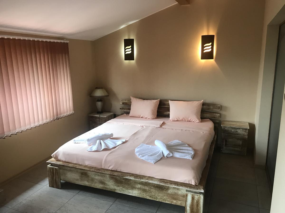 Complex Katalina Hotel Tsigov Chark Bagian luar foto
