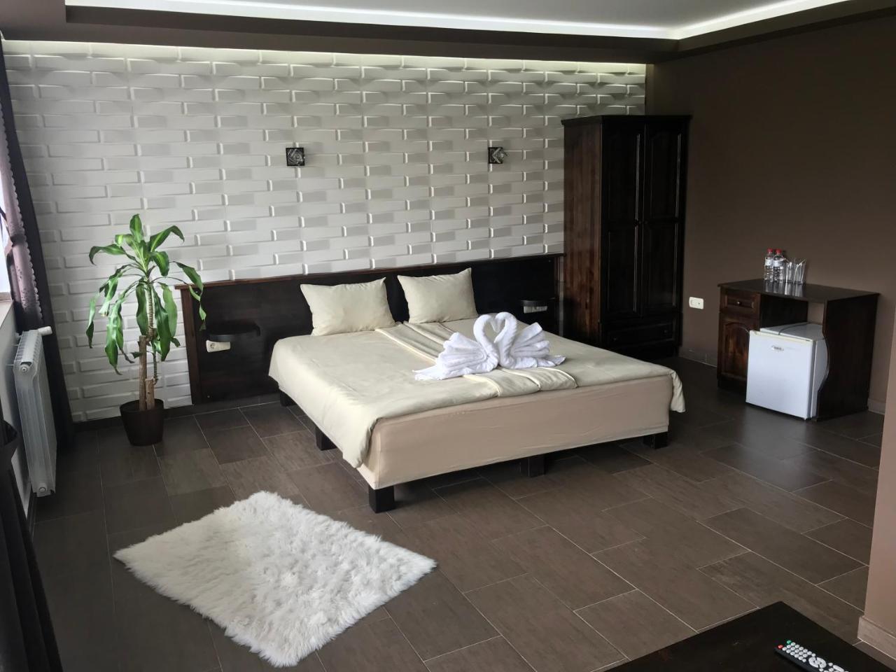 Complex Katalina Hotel Tsigov Chark Bagian luar foto