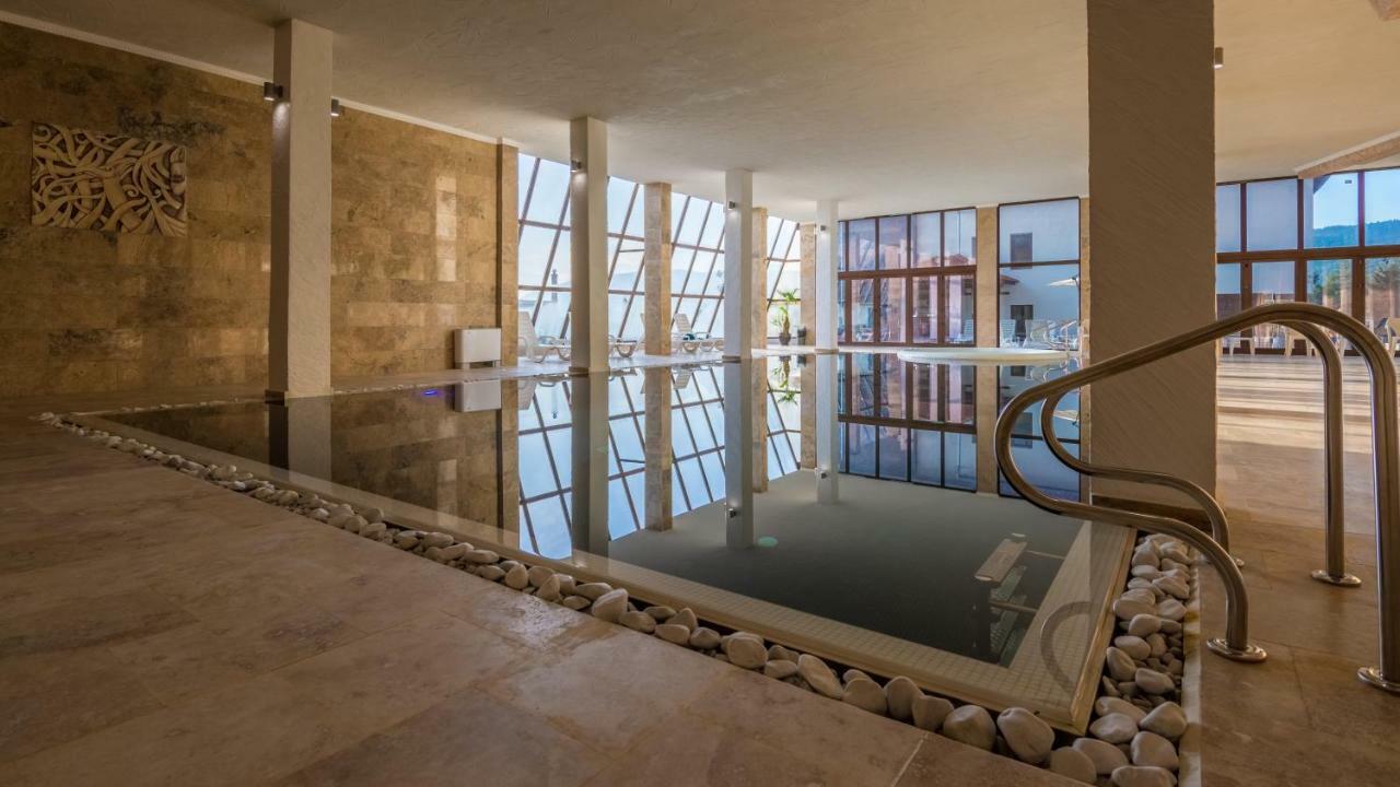 Complex Katalina Hotel Tsigov Chark Bagian luar foto